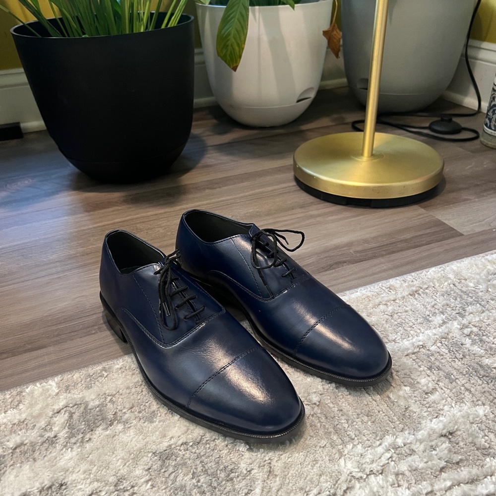 Navy Pure Leather Men's Dress Shoes - Like New